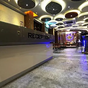 Aparthotel Corner Park